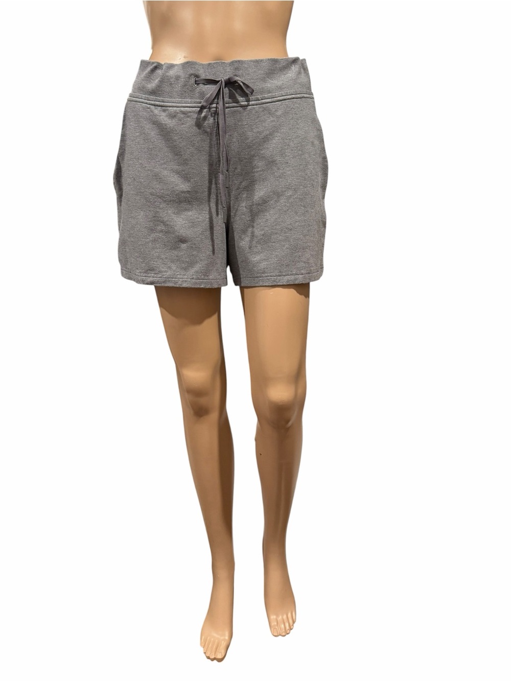 Lululemon Every Moment Short 3.5”Heathered Medium Grey Drawcord Pockets Size 10